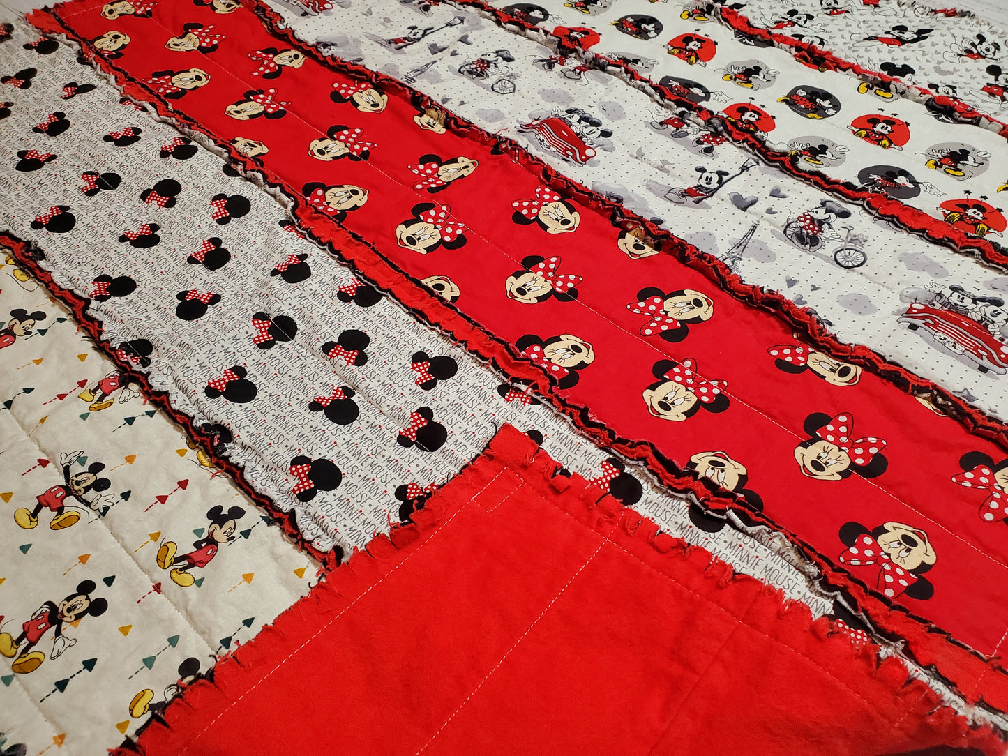 Handmade Rag Quilt, Christmas Mouse Quilt, Baby Blanket, Christmas Gift, Mickey Quilt, Baby Gift, Red and White Quilt, Baby Shower Gift, Tummy Time Quilt
