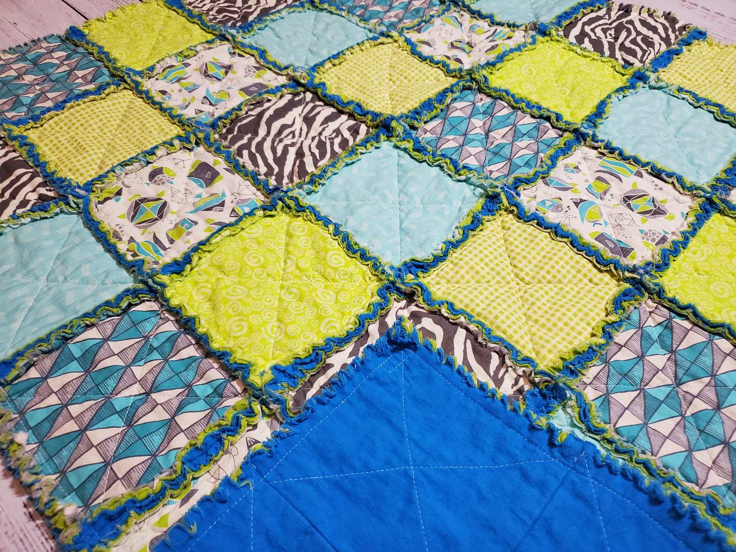 Gender Neutral Baby Blanket, Rag Quilt Baby, Fish Baby Blanket, Baby Shower Gift, Fish Baby Quilt, Fish Baby Gifts, Blue Green Baby Blanket