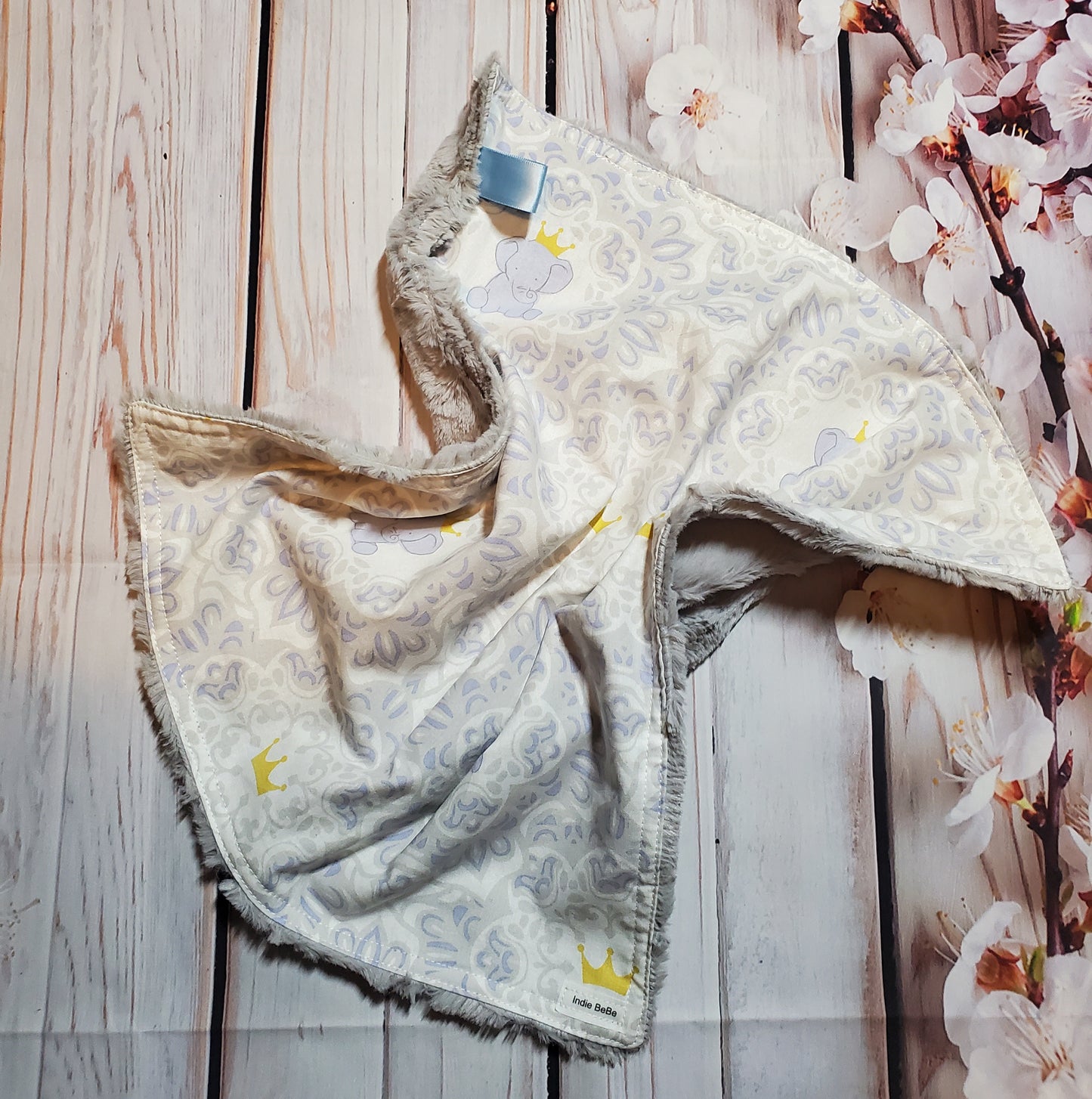 Lovey for Babies, Security Blanket, Minky Lovey, Baby Lovey Blanket, Minky Lovey Blanket, Ready to Ship, Baby Shower Gift, Pacifier Lovey