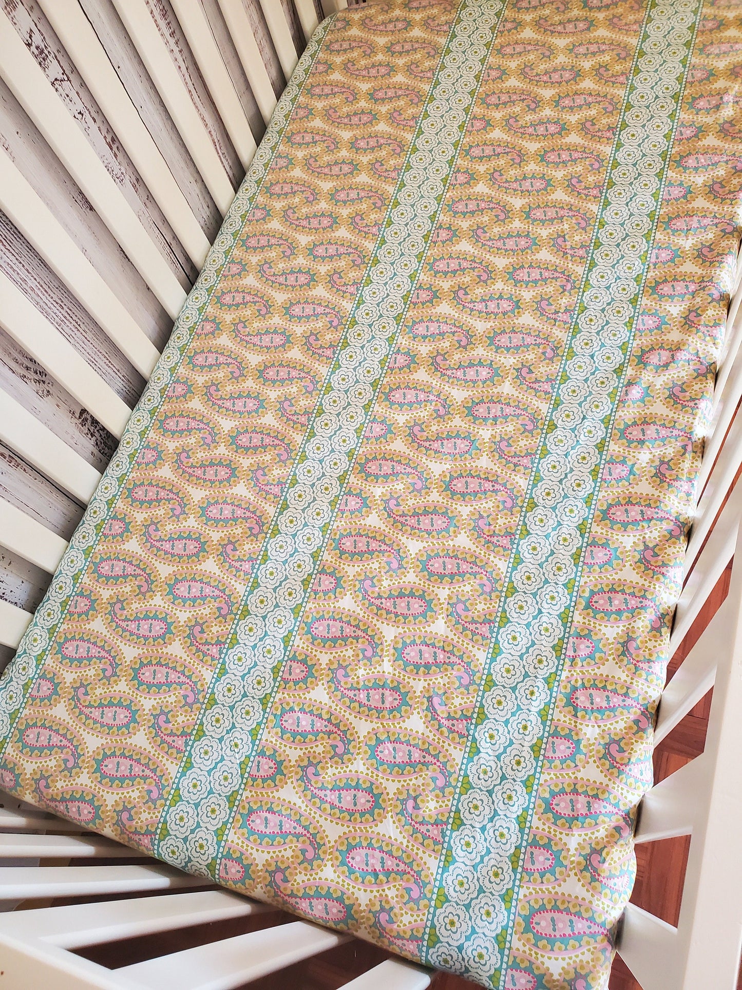 Crib Bedding, Bohemian Crib Sheet, Crib Sheet, Crib Sheet Boho, Nursery Bedding, Nursery Decor, Baby Shower Gift, Boho Floral Crib Bedding