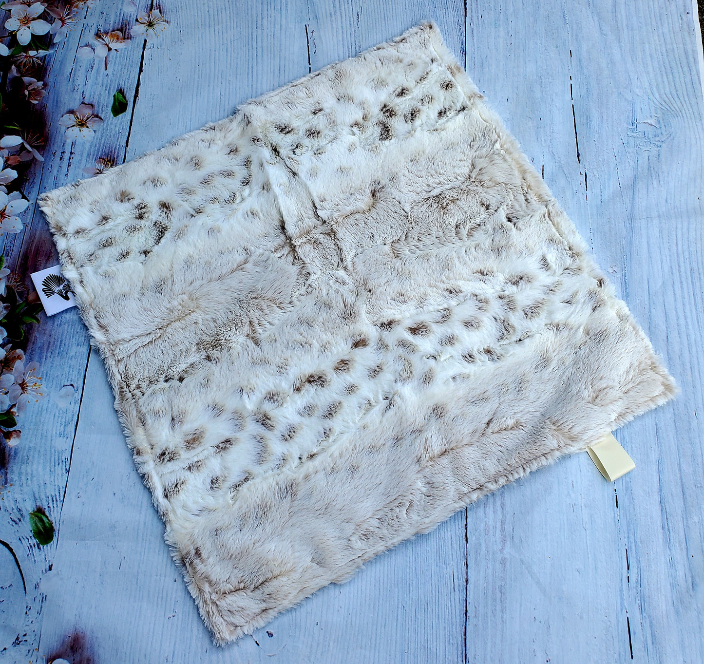 Lovey for Babies, Security Blanket, Minky Lovey, Baby Lovey Blanket, Minky Lovey Blanket, Ready to Ship, Baby Shower Gift, Pacifier Lovey
