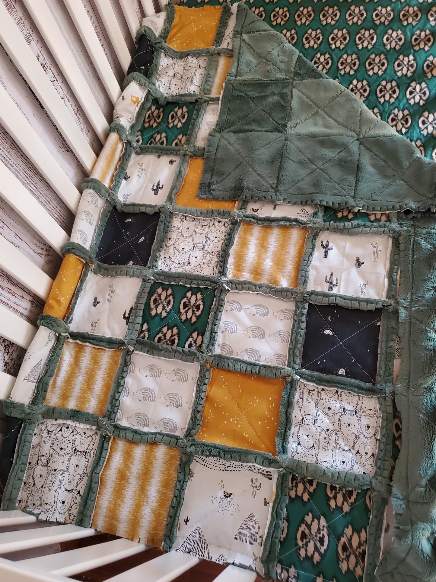 Patchwork Crib Quilt, Crib Bedding, Minky Rag Quilt, Woodland Animals Quilt, Baby Boy Quilt, Crib Bedding, Minky Blanket, Nursery Bedding