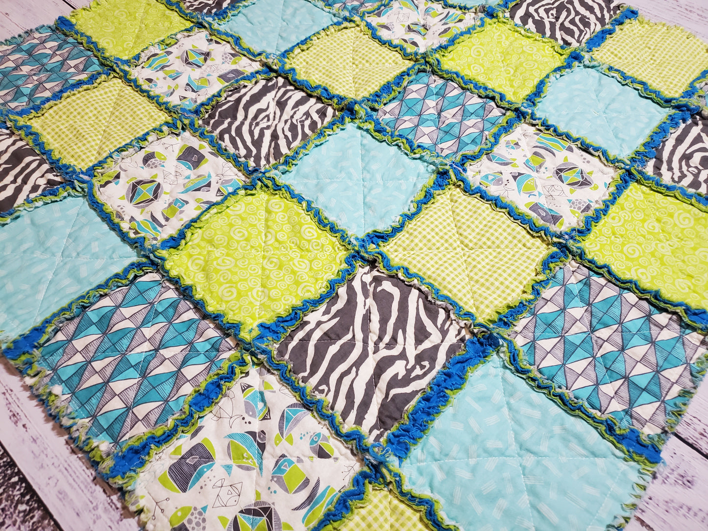 Gender Neutral Baby Blanket, Rag Quilt Baby, Fish Baby Blanket, Baby Shower Gift, Fish Baby Quilt, Fish Baby Gifts, Blue Green Baby Blanket