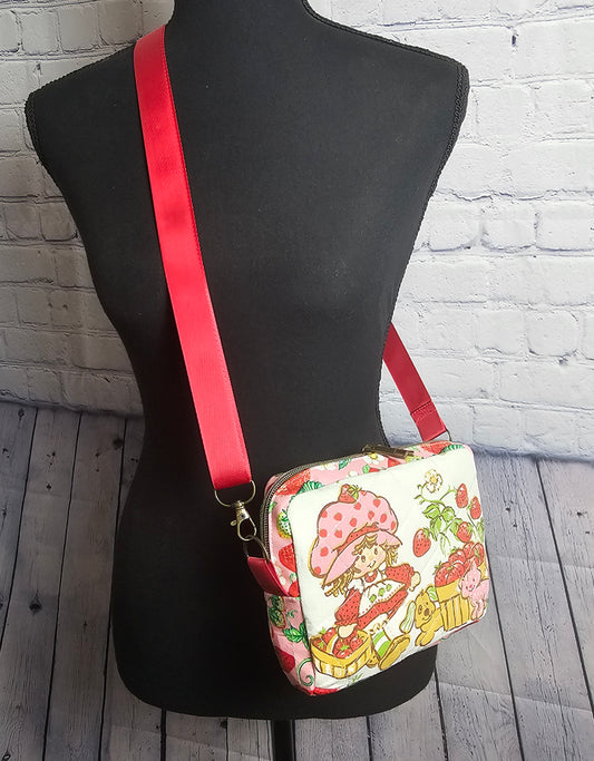 Crossbody Purse, Vintage Strawberry Shortcake, Gift for Girls, Christmas Gift, Strawberry Shortcake Gift, 1980s Gift, Strawberry Crossbody