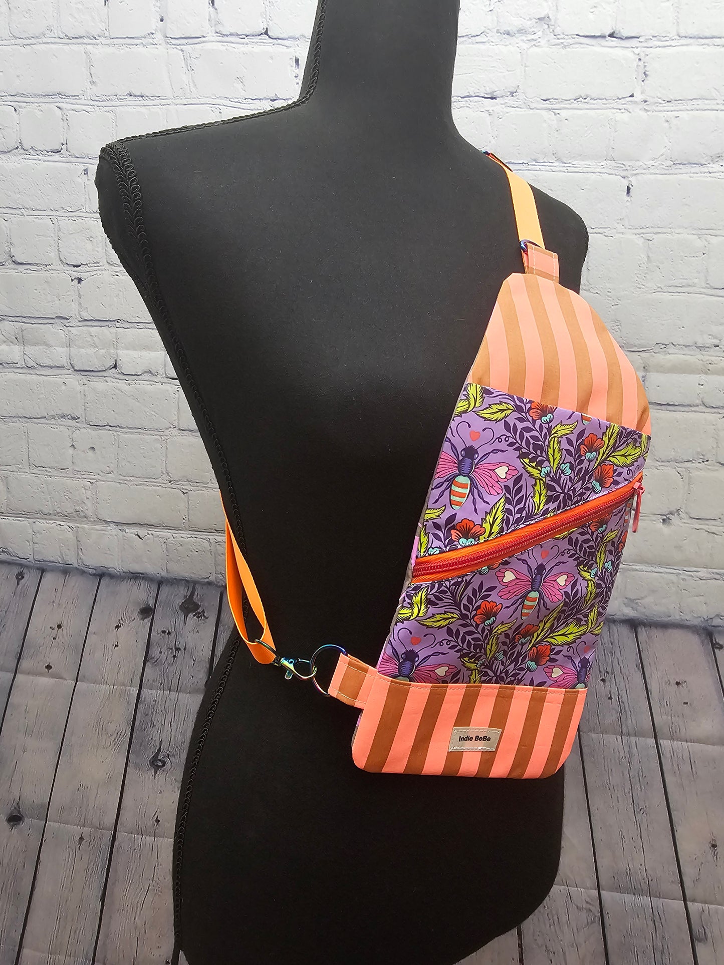 Mini Traveler Sling Bag, Crossbody Bag, Ruby Star Society Purse, Tula Pink Sling Bag, Handmade Gift Minimalist Crossbody Travel Bag, Bee Bag
