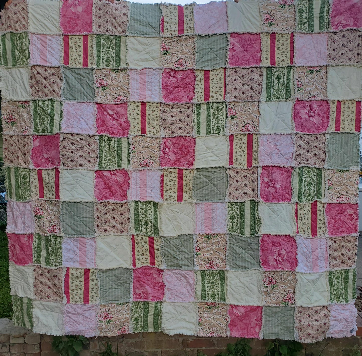 Full Queen Patchwork Quilt, Shabby Chic Decor, Floral Rag Quilt, Gifts for Her, Mothers day Gift, Shabby Chic Quilt, Pink and Green Bedding