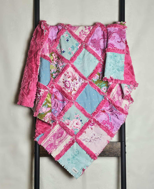Patchwork Quilt, Handmade Quilt, Minky Rag Quilt, Floral, Baby Bedding, Baby Quilt, Boho Quilt, Mini Crib Quilt, Crib Quilt, Lovey Blanket