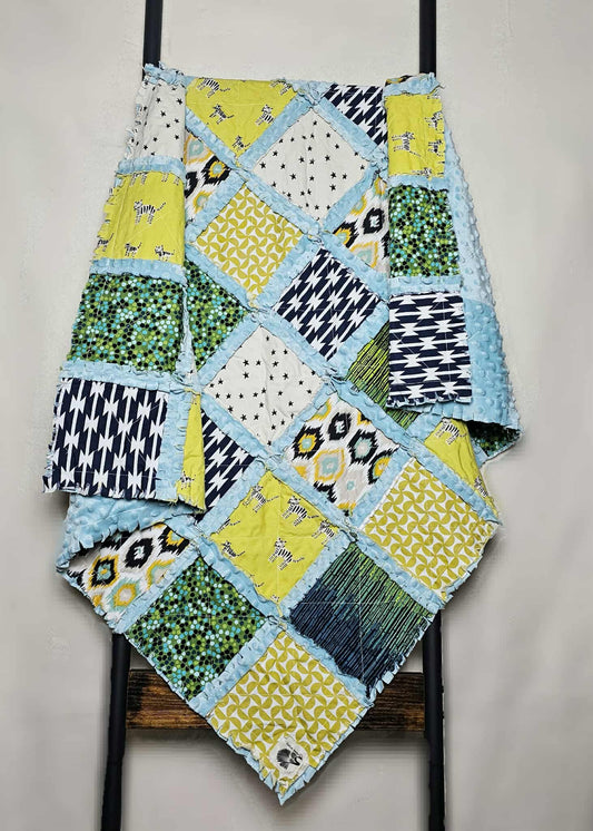 Modern Crib Quilt, Minky Rag Quilt, Patchwork Quilt, Toddler Bedding, Crib Bedding, Minky Blanket, Nursery Bedding