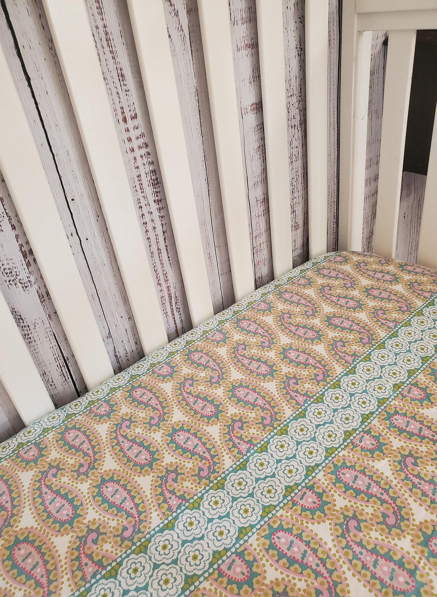 Crib Bedding, Bohemian Crib Sheet, Crib Sheet, Crib Sheet Boho, Nursery Bedding, Nursery Decor, Baby Shower Gift, Boho Floral Crib Bedding