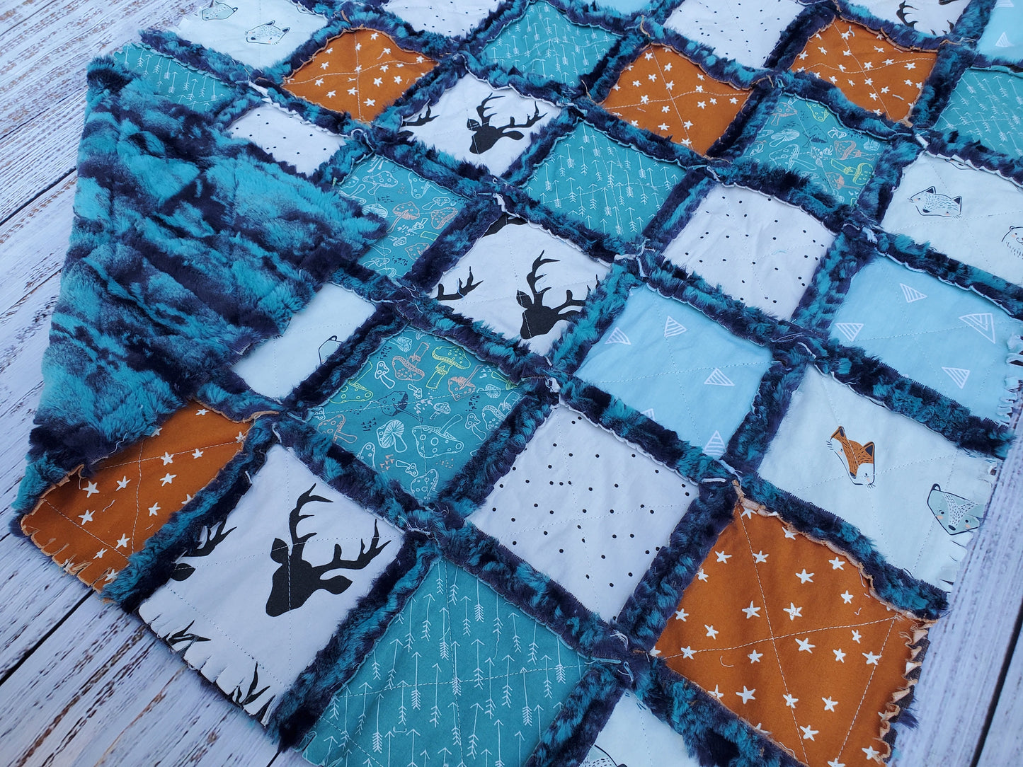 Handmade Patchwork Quilt, Mini Crib Quilt, Rag Quilt Baby, Woodland Nursery Decor, Boy Quilt, Crib Quilt, Baby Shower Gift, Woodland Animals