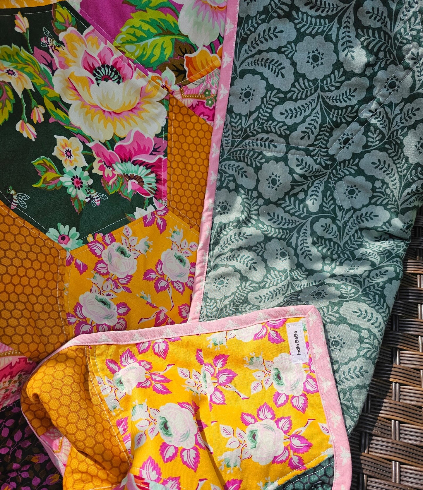 Hexagon Patchwork Quilt, Floral Quilt, Boho Throw Quilt for Girls, Toddler Bedding Quilt, Bees Quilt, Heather Bailey Local Honey Fabric