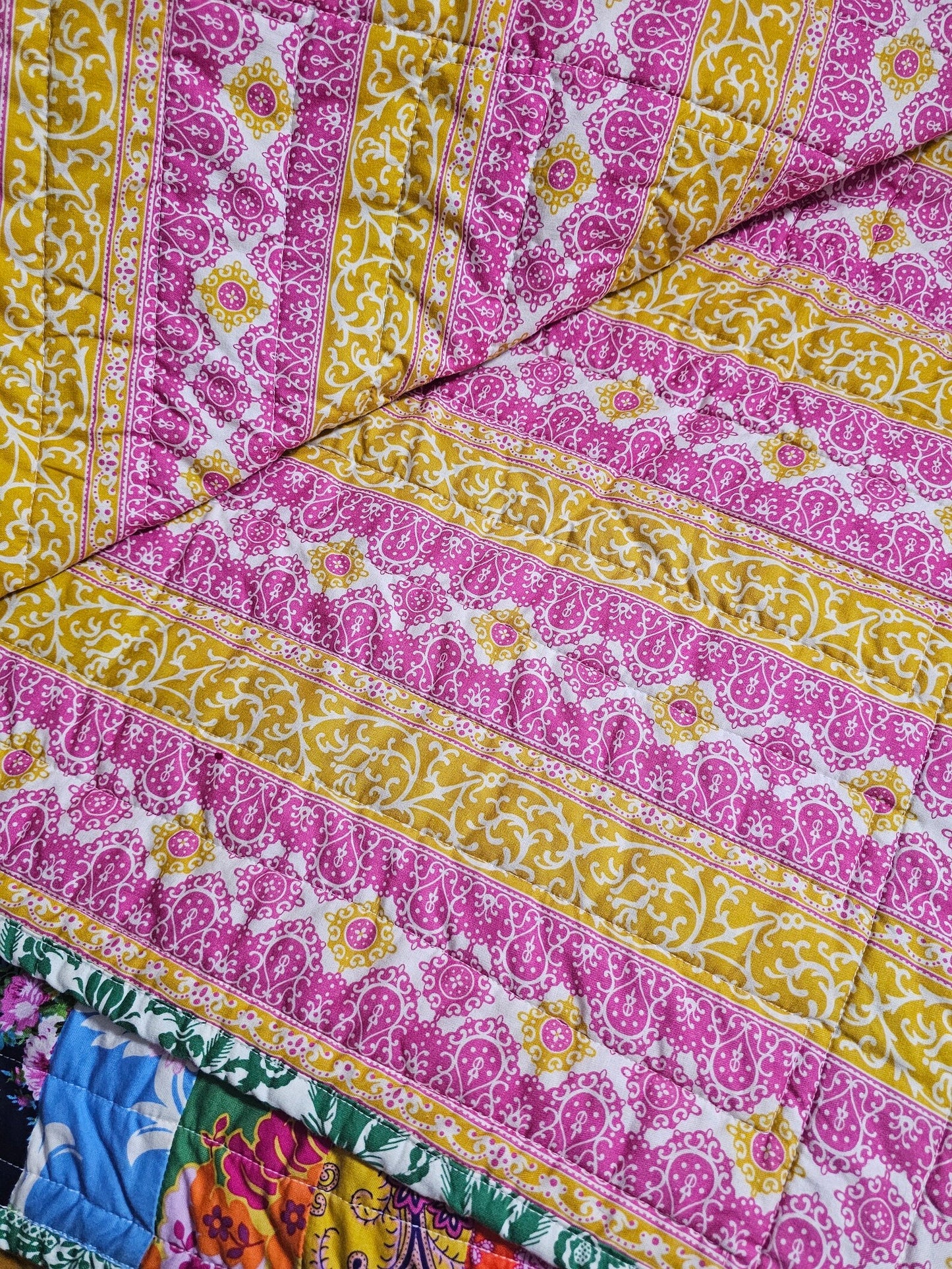 Handmade Quilt, Jennifer Paganelli Quilt, Crazy Love, Throw Quilt, Lap Quilt, Patchwork Quilt, Dorm Room Quilt, Handmade Gift for Girls