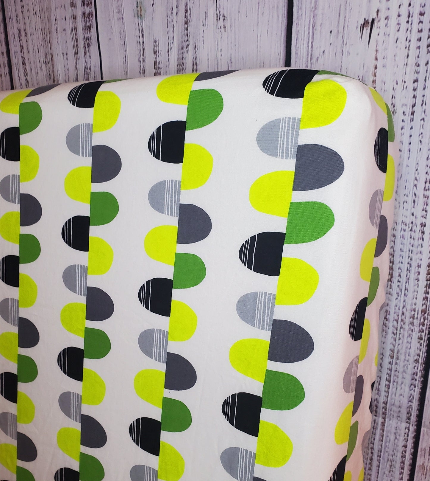 Premium Cotton Crib Sheet, Green & Black Crib Bedding, Modern Crib Sheet, Nursery Bedding, Baby Shower Gift, Minimalist Crib Sheet